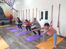 AERIAL YOGA